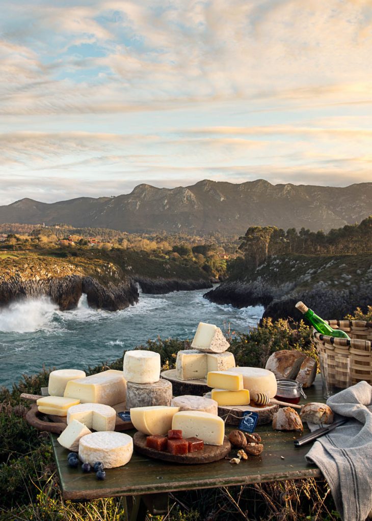 bodegón de quesos del oriente campaña Alimentos del Paraíso Asturias